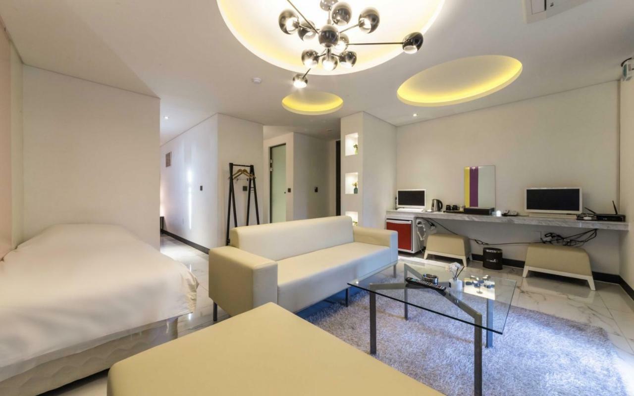 Design Hotel Ddeul& Osan Buitenkant foto