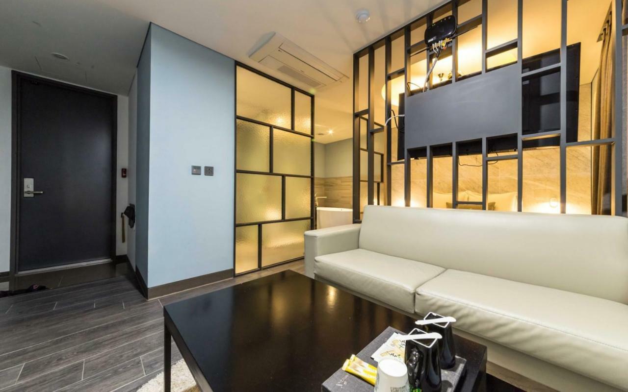 Design Hotel Ddeul& Osan Buitenkant foto