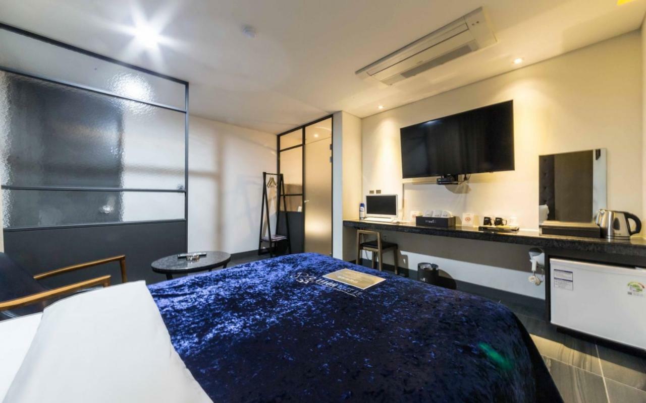 Design Hotel Ddeul& Osan Buitenkant foto